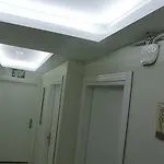 Armis House Ξενοδοχείο *